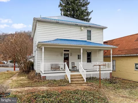 Exterior - 133 S E St, Keyser, WV 26726 photo 2 of 7