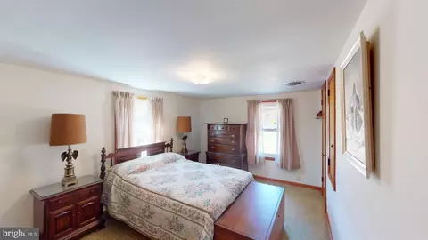 Bedroom - 2154 Dans Run Rd, Springfield, WV 26763 photo 1 of 14