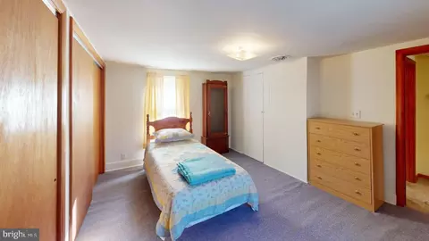 Bedroom - 2154 Dans Run Rd, Springfield, WV 26763 photo 11 of 14