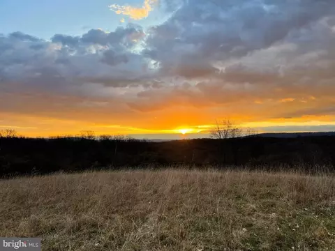 1131 Broad Hollow Rd, Springfield, WV 26763 photo 3