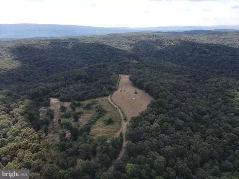 1131 Broad Hollow Rd, Springfield, WV 26763 photo 5