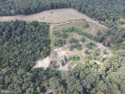 1131 Broad Hollow Rd, Springfield, WV 26763 photo 11