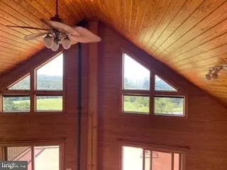Entry Way - 764 Maple Forest Ln, Keyser, WV 26726 photo 8 of 28