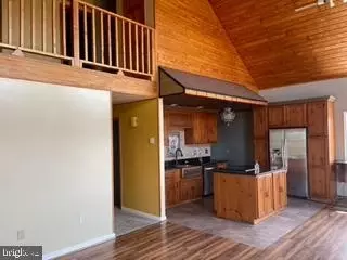 Entry Way - 764 Maple Forest Ln, Keyser, WV 26726 photo 4 of 28