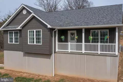 31 Rogers Ridge Dr, Ridgeley, WV 26753