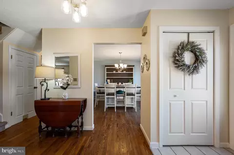 Entry Way - 311 Lakeside Loop, Ridgeley, WV 26753 photo 3 of 11