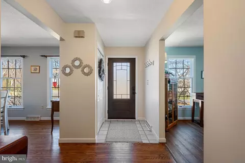 Entry Way - 311 Lakeside Loop, Ridgeley, WV 26753 photo 1 of 11