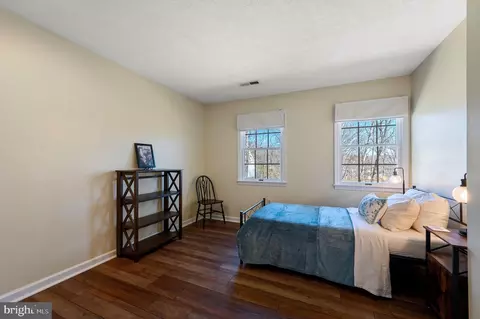 Bedroom - 311 Lakeside Loop, Ridgeley, WV 26753 photo 4 of 6