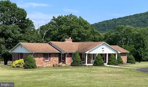 860 Geat Oak Valley Rd, Keyser, WV 26726