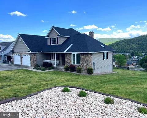 1475 Liberty St, Keyser, WV 26726