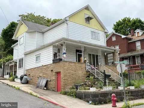 64 W Hampshire St, Piedmont, WV 26750