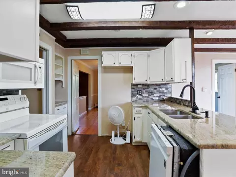 Entry Way - 326 D St, Keyser, WV 26726 photo 1 of 1