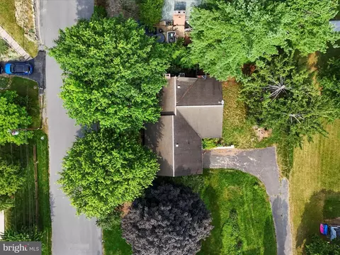 View/Area - 326 D St, Keyser, WV 26726 photo 1 of 7