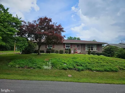 112 N Frederick Ave, Ridgeley, WV 26753