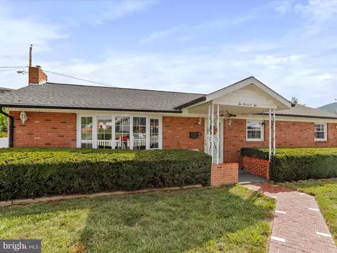 202 Airport St, Keyser, WV 26726