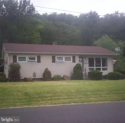 350 Parkview Dr, Keyser, WV 26726