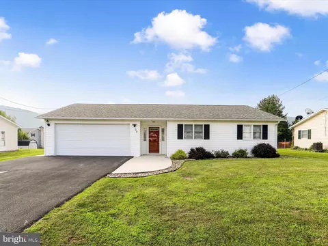 39 Cardinal Ter, Keyser, WV 26726