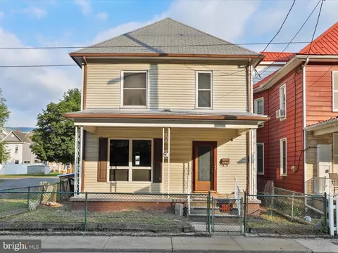37 N Water St, Keyser, WV 26726
