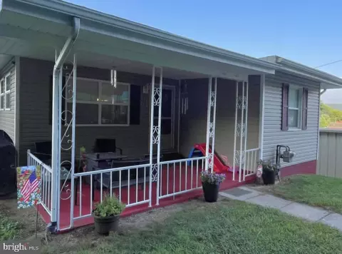 686 W Piedmont St, Keyser, WV 26726