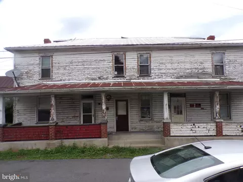 149 E 151 E Piedmont St, Keyser, WV 26726
