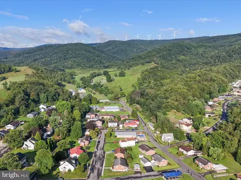 View/Area - 306 S E St, Keyser, WV 26726 photo 5 of 8