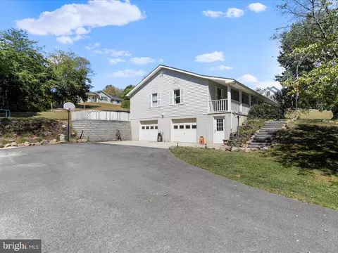 52 S Easy St, Fort Ashby, WV 26719