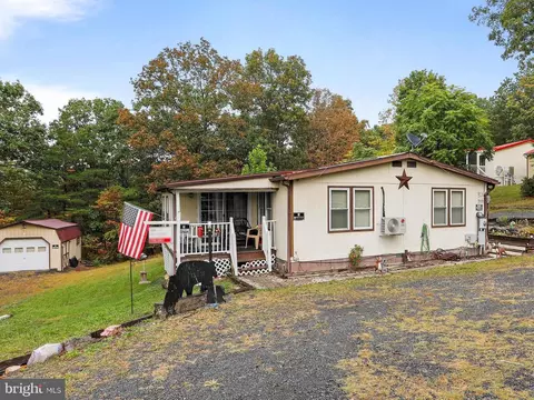 141 Birch Ln, Ridgeley, WV 26753