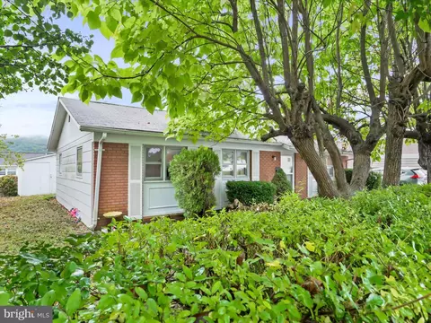 1275 Terri St, Keyser, WV 26726 photo 4