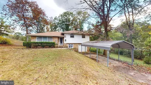 4549 Georges Run Rd, Ridgeley, WV 26753