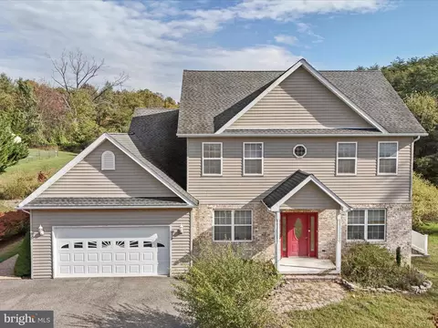 519 N Lakewood Dr, Ridgeley, WV 26753