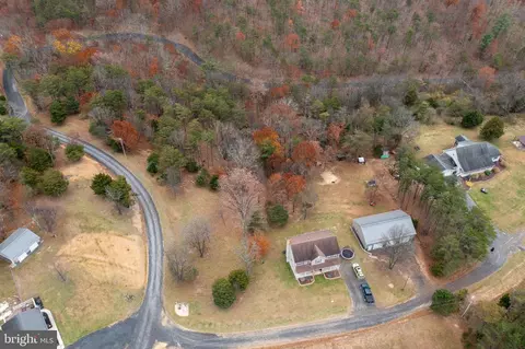 27 Towhee Holw, Springfield, WV 26763 photo 2