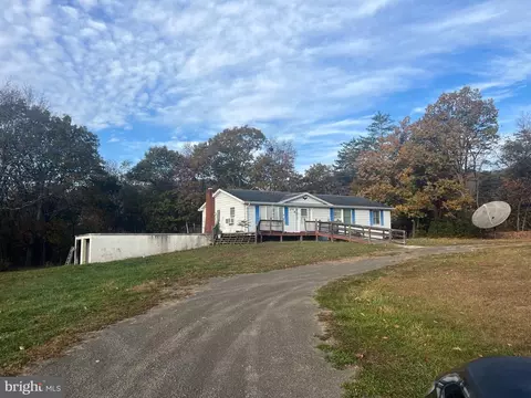 274 Ellifritz Ln, Keyser, WV 26726