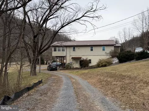 7986 Frankfort Hwy, Fort Ashby, WV 26719
