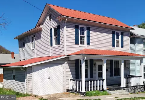 114 D St, Keyser, WV 26726