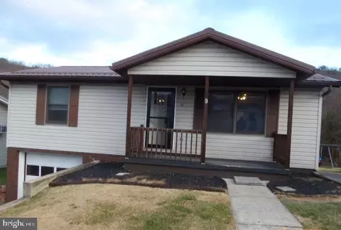 34 Morning View Dr, Keyser, WV 26726