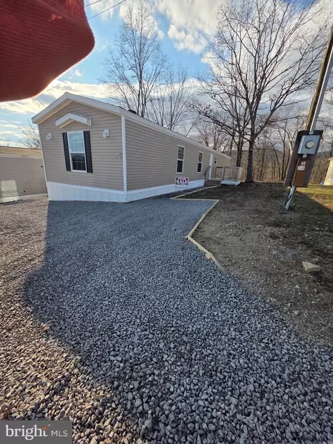 54 Corey Ln, Ridgeley, WV 26753