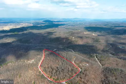 44 Bluffs On The Potomac, Fort Ashby, WV 26719