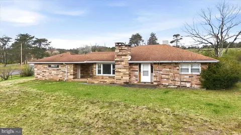 58 N Easy St, Fort Ashby, WV 26719