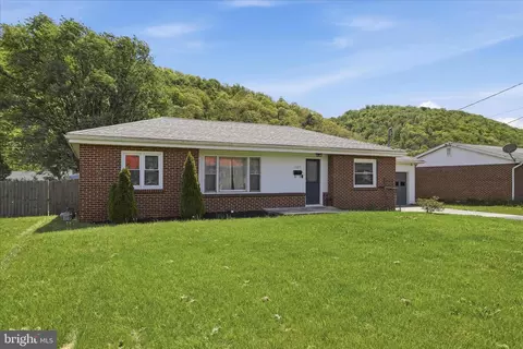1025 Carolina Ave, Keyser, WV 26726