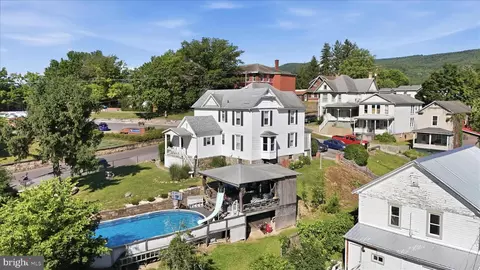 133 James St, Keyser, WV 26726