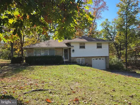 4549 Georges Run Rd, Ridgeley, WV 26753