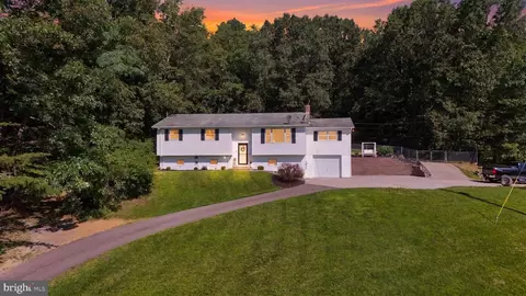 120 Motorcycle Ln, Ridgeley, WV 26753