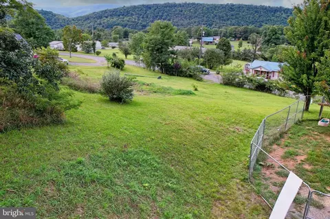 190 Pendleton St, Keyser, WV 26726 photo 5