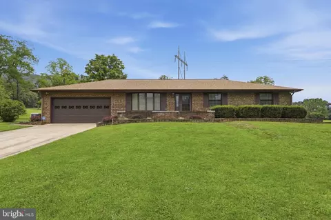462 Tanglewood Loop, New Creek, WV 26743