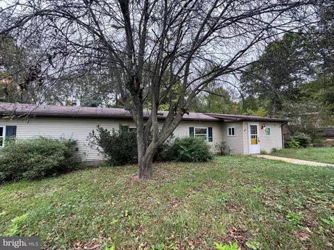 115 Birch Ln, Ridgeley, WV 26753