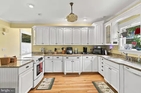 Kitchen - 141 State St, Keyser, WV 26726 photo 2 of 4
