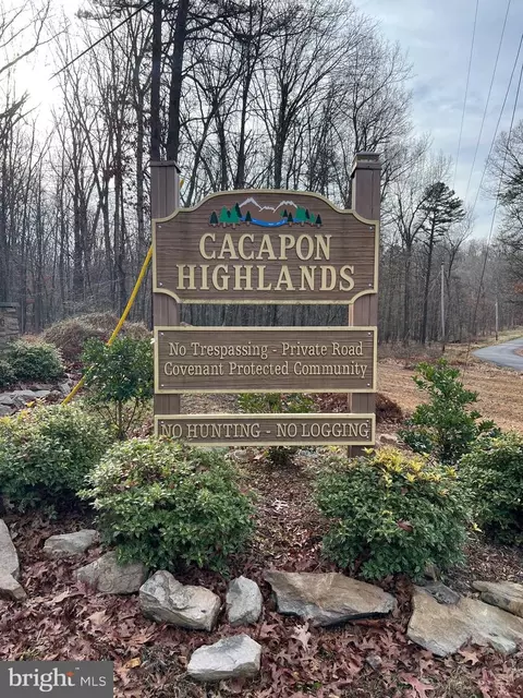 Katelyn Ln, Great Cacapon, WV 25422