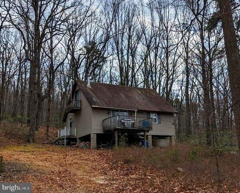 4627 Detour Rd, Great Cacapon, WV 25422
