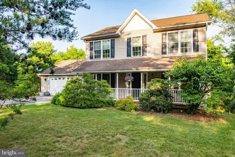 67 Jasmin Ct, Hedgesville, WV 25427