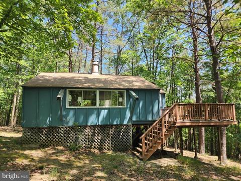 140 Deer Run Rd, Berkeley Springs, WV 25411